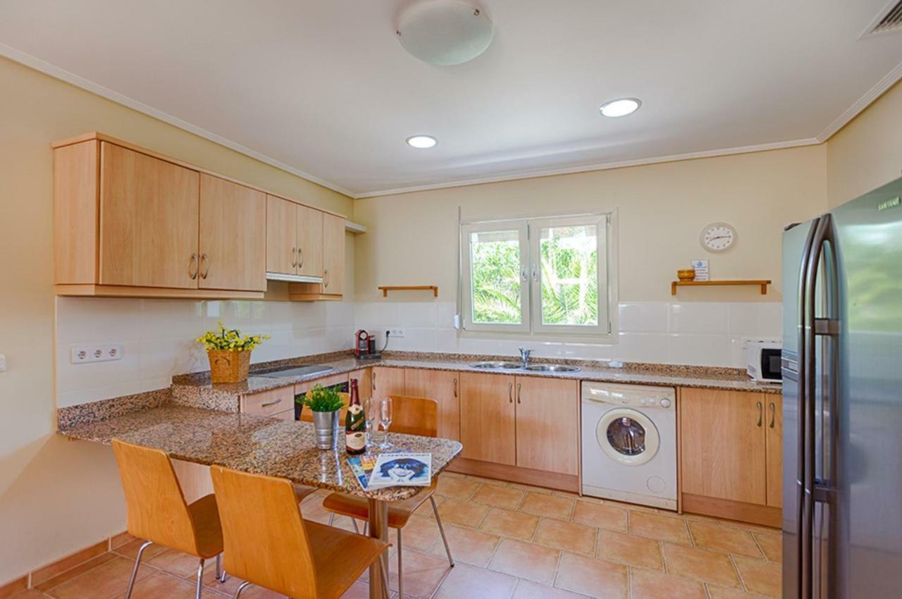 Villas Guzman - Bernia Calp Exterior foto